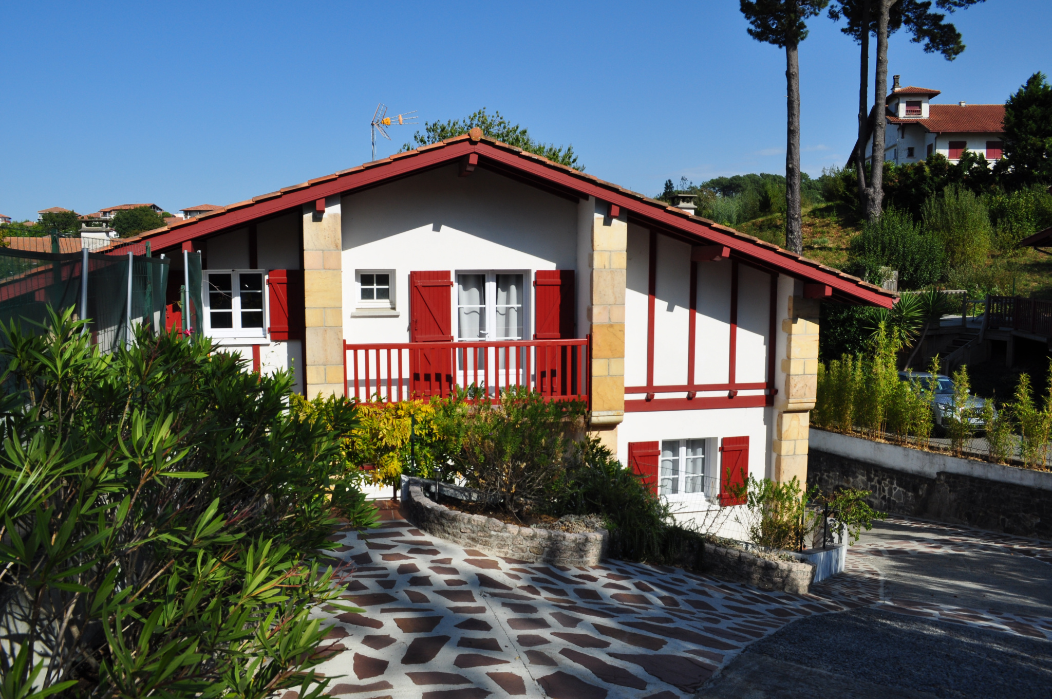 vente ST JEAN DE LUZ MAISON DE 200 M² AVEC PISCINE Laffontan Immobilier